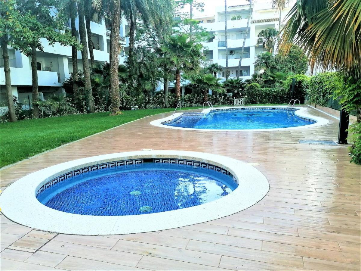 شقة Global Immo 3330 Royal Marina I Tramuntana 4-10 روساس المظهر الخارجي الصورة